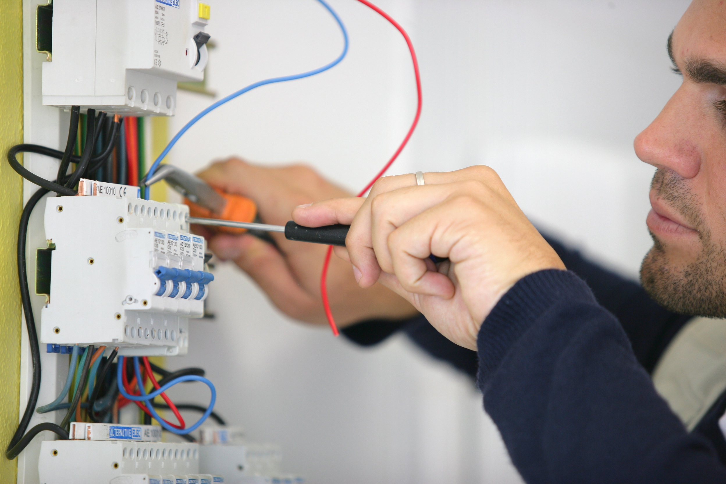 Electrical Contractor in Coconut Creek, Boynton Beach, Boca Raton